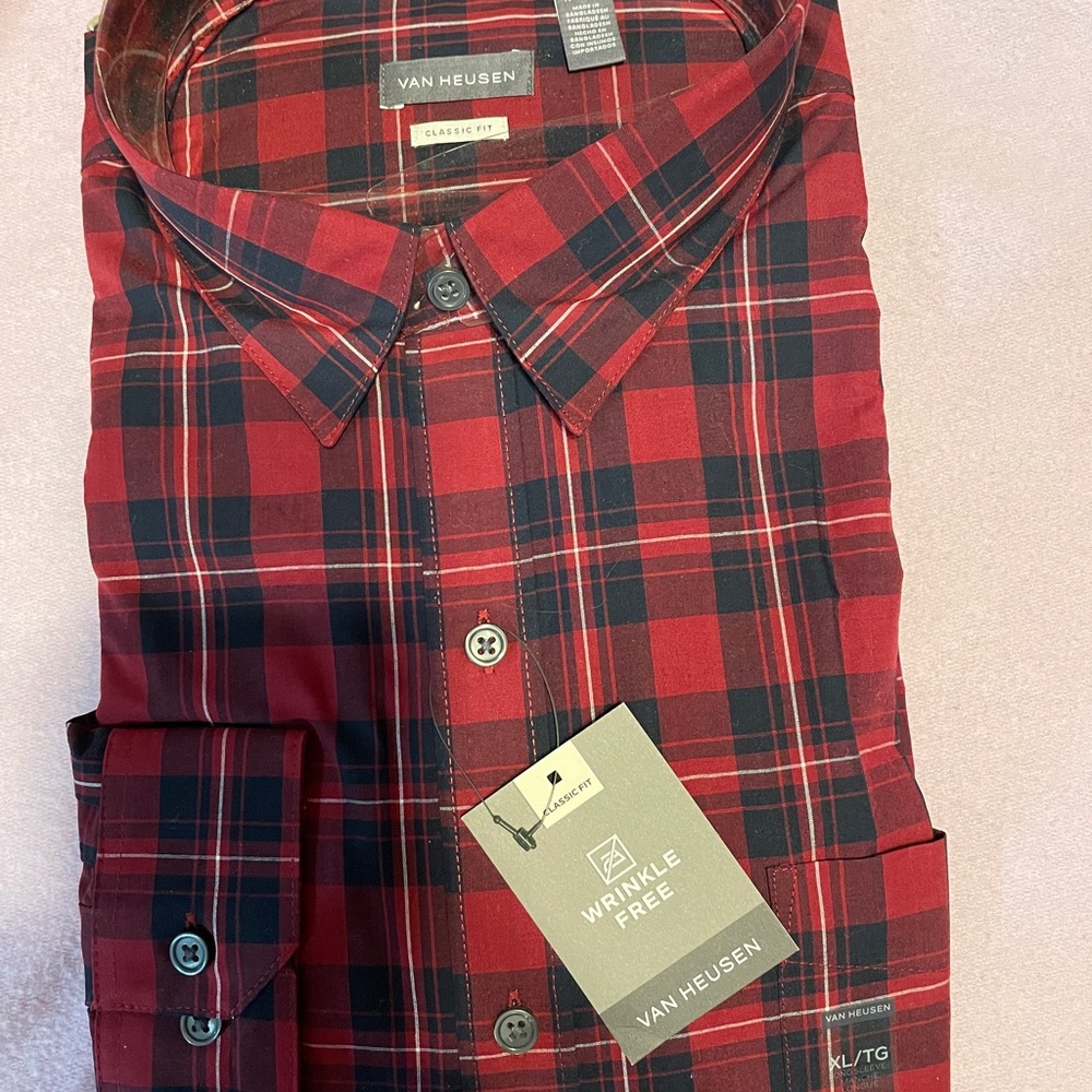 Van Heusen Men's Red and Blue Plaid button down Shirt